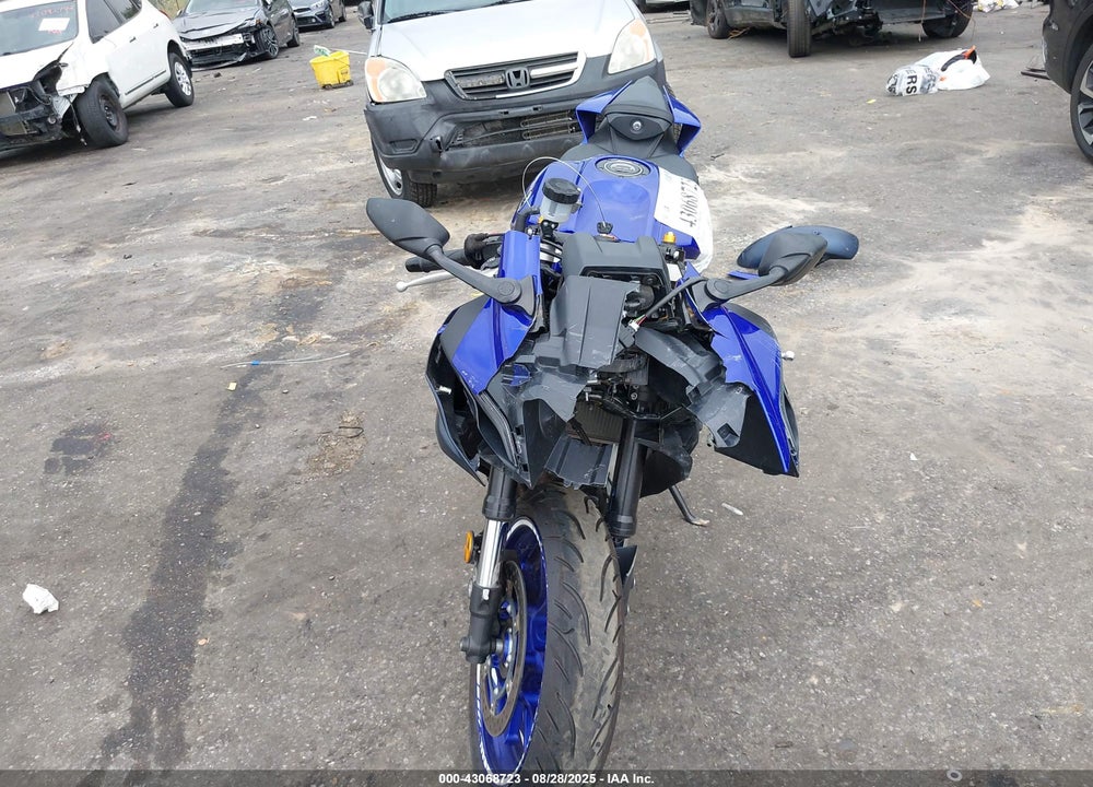 2022 YAMAHA YZFR7 VIN: JYARM38E7NA003147