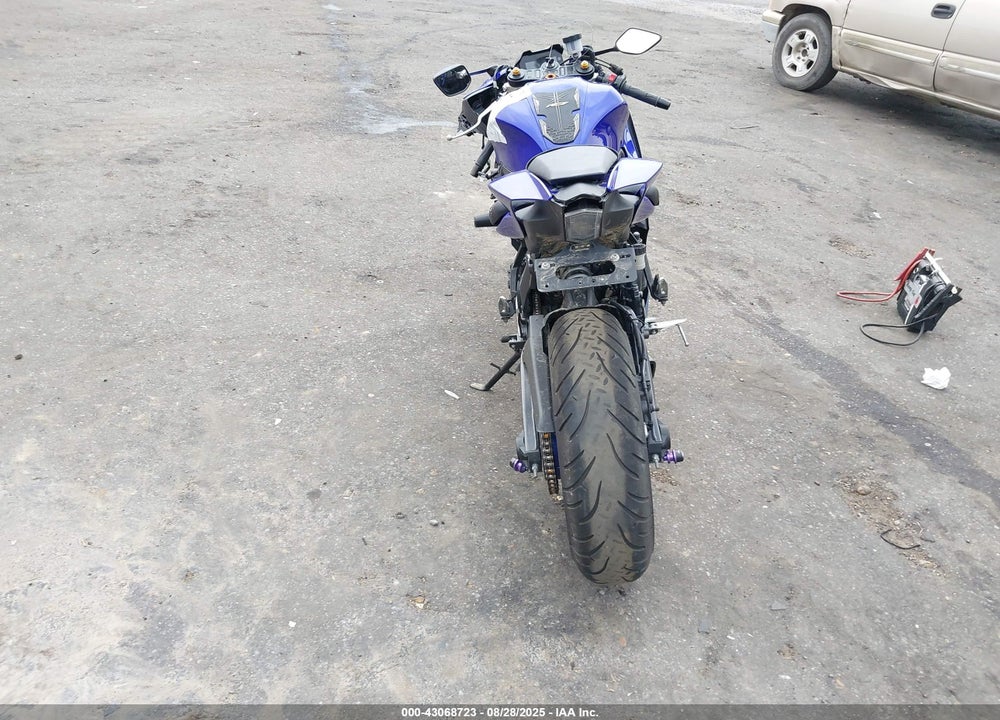 2022 YAMAHA YZFR7 VIN: JYARM38E7NA003147
