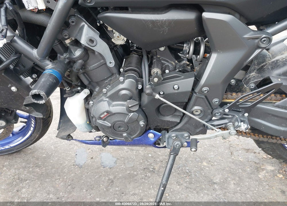 2022 YAMAHA YZFR7 VIN: JYARM38E7NA003147