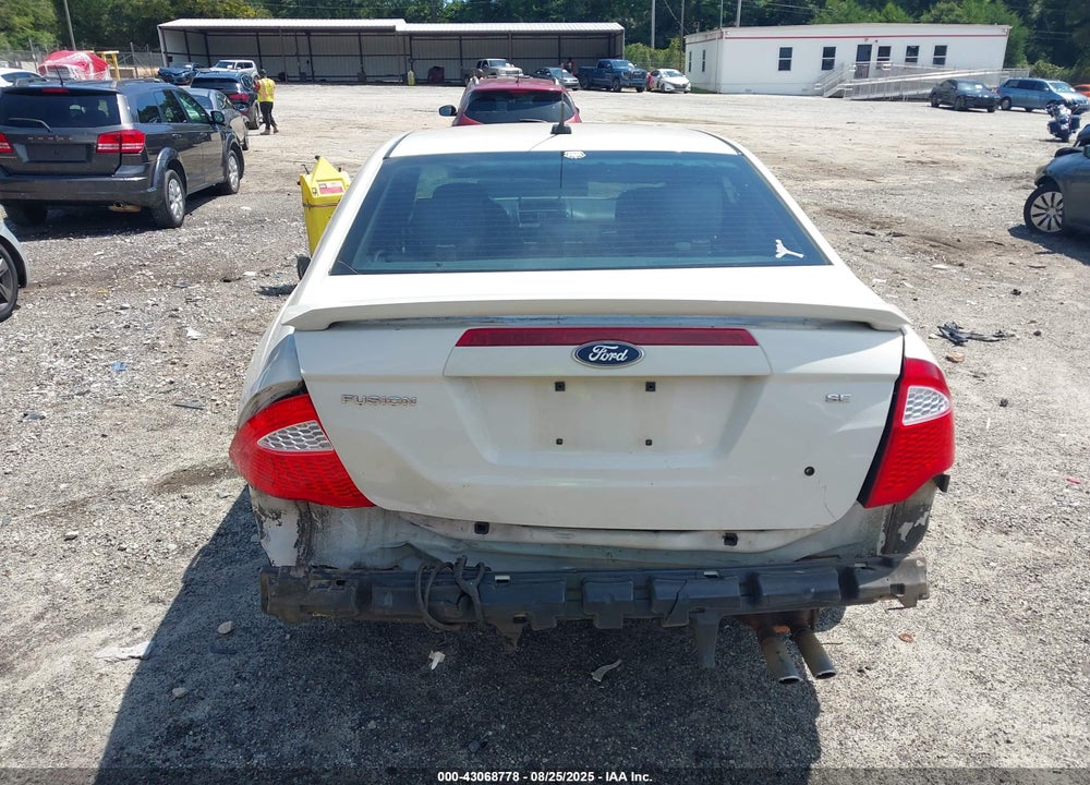 2011 FORD FUSION VIN: 3FAHP0HA3BR340425