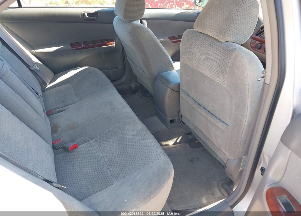 2002 TOYOTA CAMRY LE VIN: 4T1BE32K12U056935