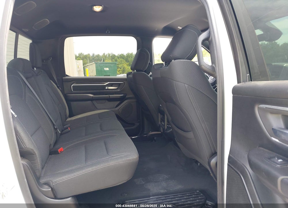 2020 RAM 1500 BIG HORN 4X2 5'7 BOX VIN: 1C6RREFT9LN262366