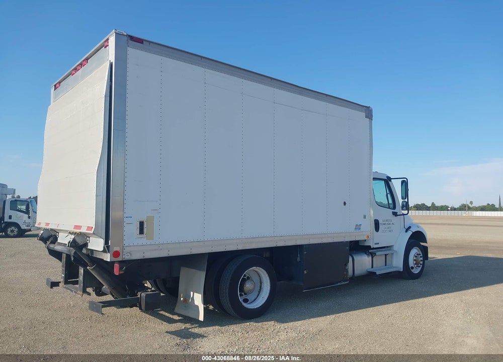 2005 FREIGHTLINER M2 106 MEDIUM DUTY VIN: 1FVACWDC35HU45557