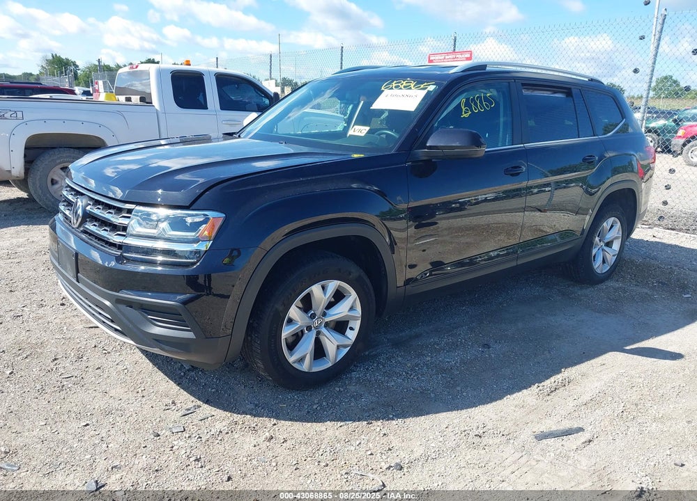 2019 VOLKSWAGEN ATLAS VIN: 1V2GR2CA9KC592695
