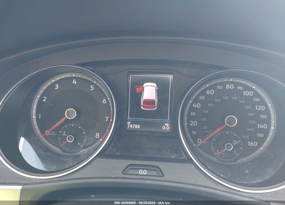 2019 VOLKSWAGEN ATLAS VIN: 1V2GR2CA9KC592695