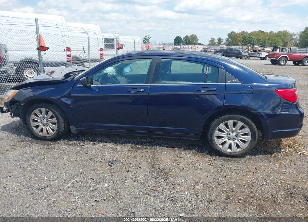 2014 CHRYSLER 200 VIN: 1C3CCBABXEN142936