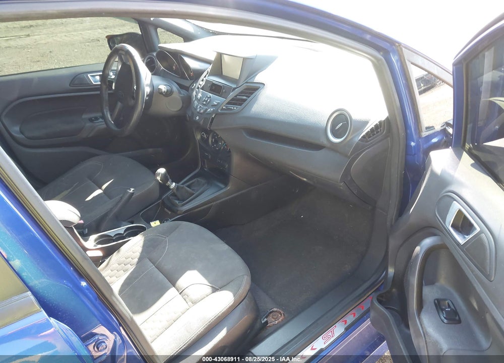 2015 FORD FIESTA VIN: 3FADP4GX6FM161357