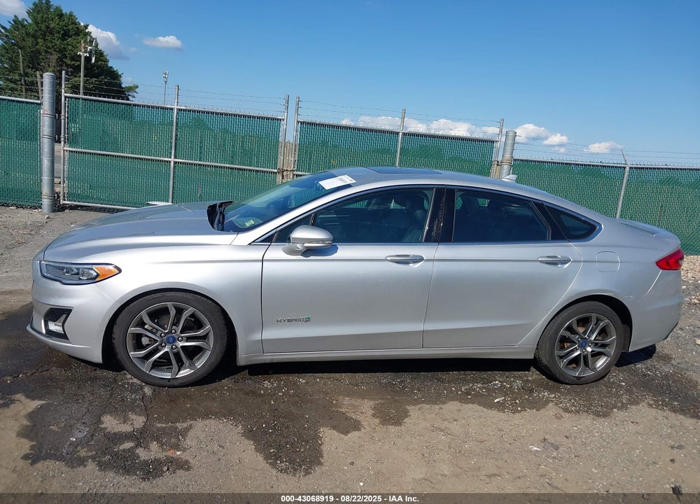 2019 FORD FUSION HYBRID TITANIUM VIN: 3FA6P0RU5KR273603