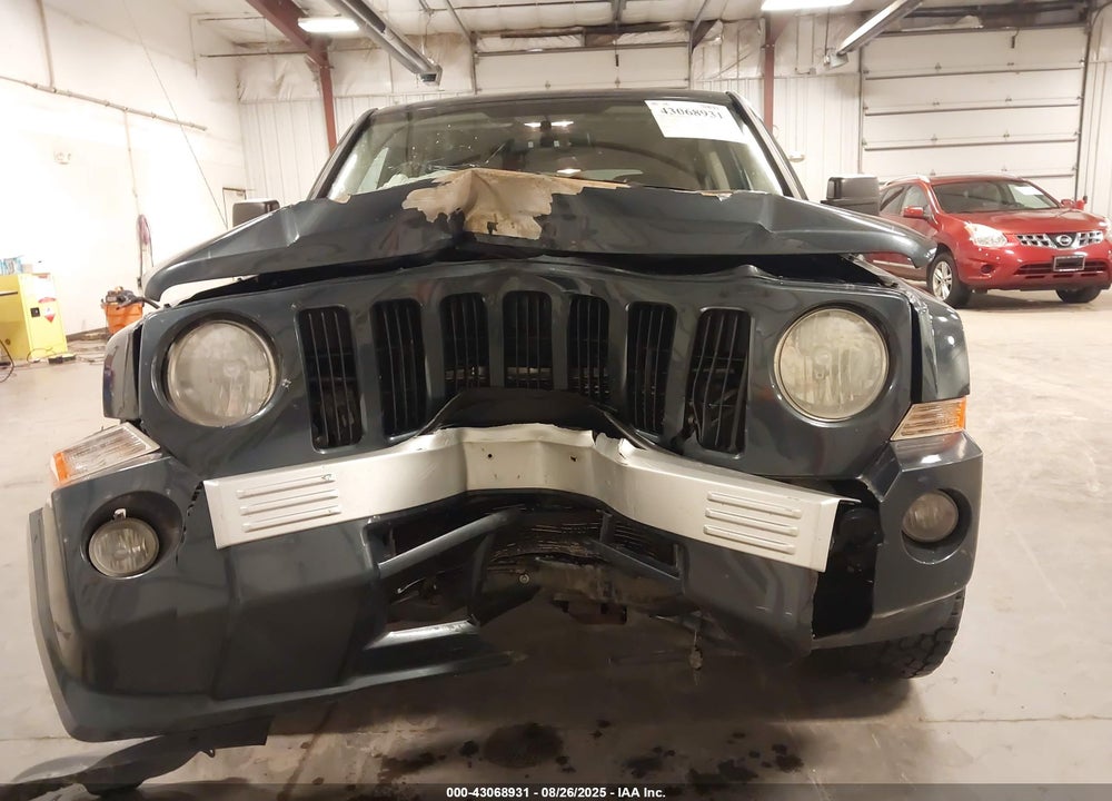 2008 JEEP PATRIOT LIMITED VIN: 1J8FF48W88D577588