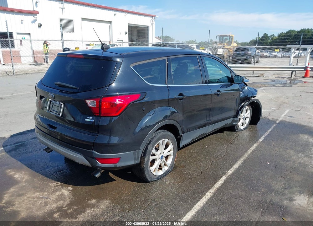 2019 FORD ESCAPE SE VIN: 1FMCU9G96KUB66380