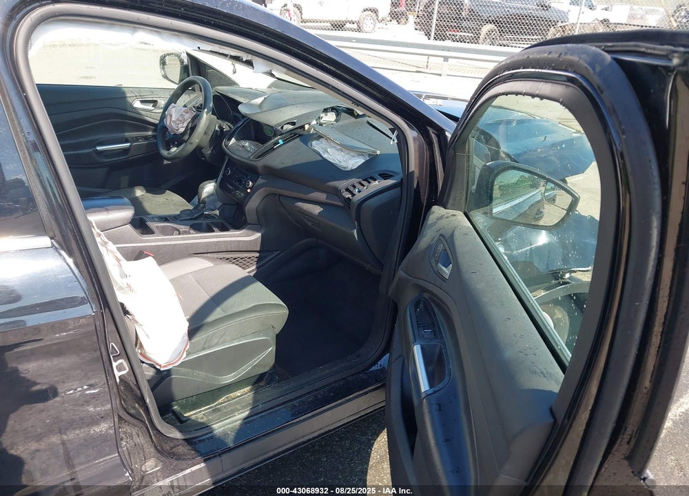 2019 FORD ESCAPE SE VIN: 1FMCU9G96KUB66380