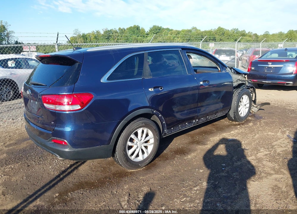 2018 KIA SORENTO VIN: 5XYPG4A58JG346952