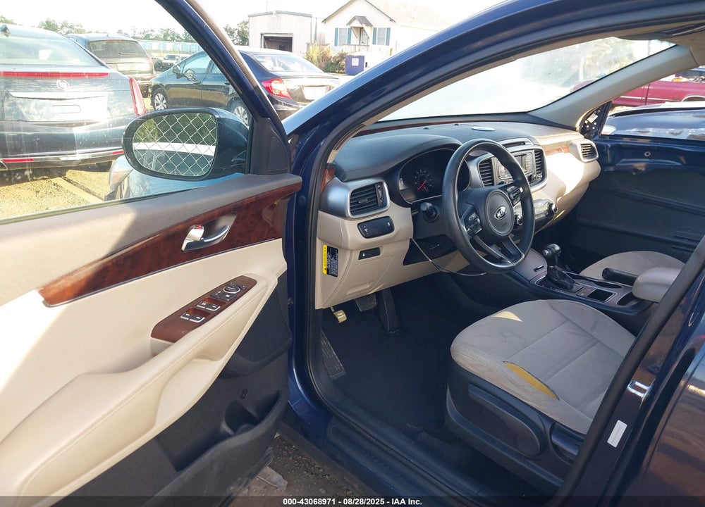 2018 KIA SORENTO VIN: 5XYPG4A58JG346952