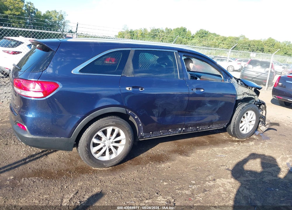 2018 KIA SORENTO VIN: 5XYPG4A58JG346952
