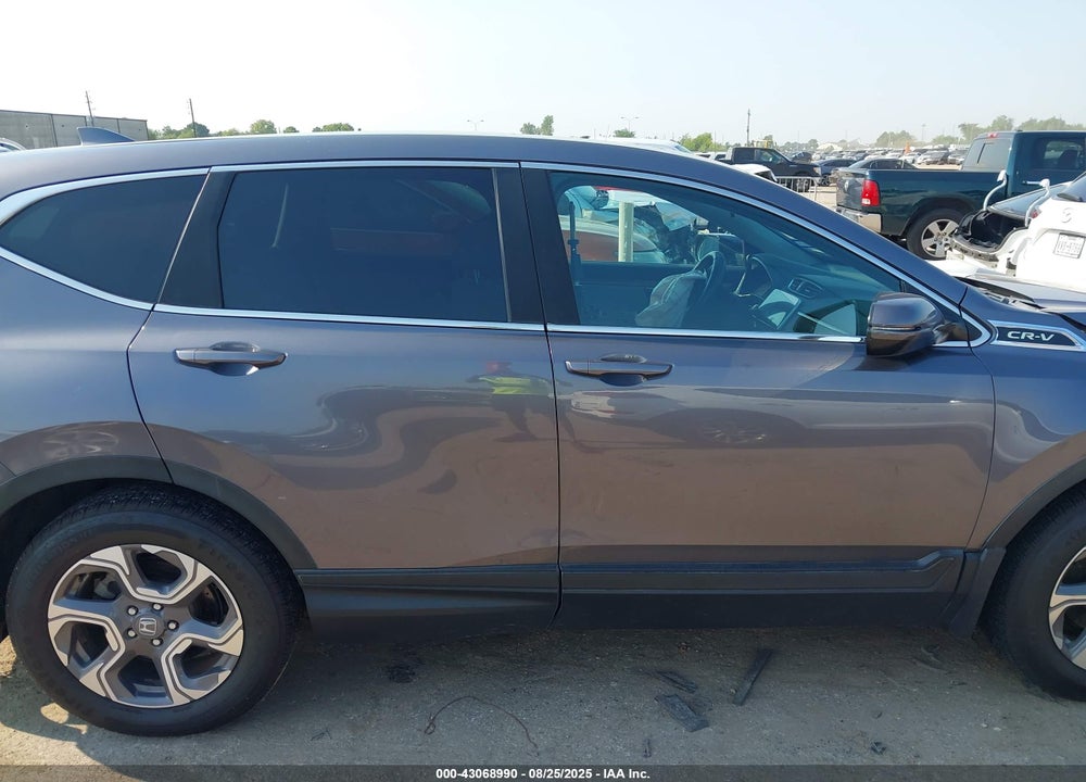 2018 HONDA CR-V VIN: 7FARW2H50JE081574