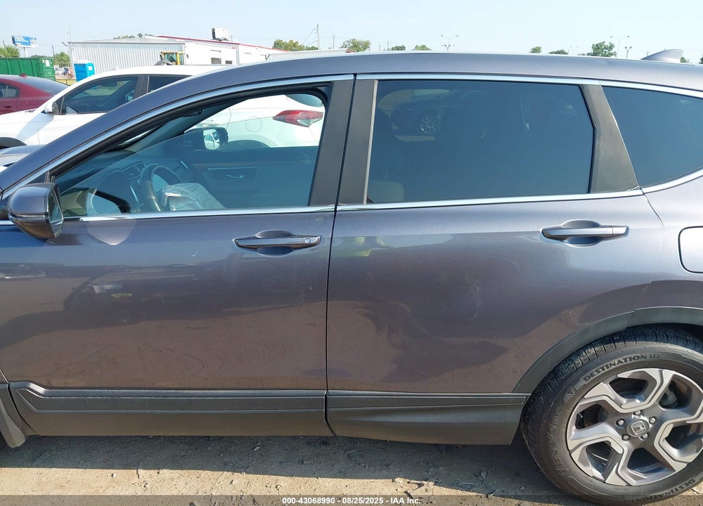 2018 HONDA CR-V VIN: 7FARW2H50JE081574