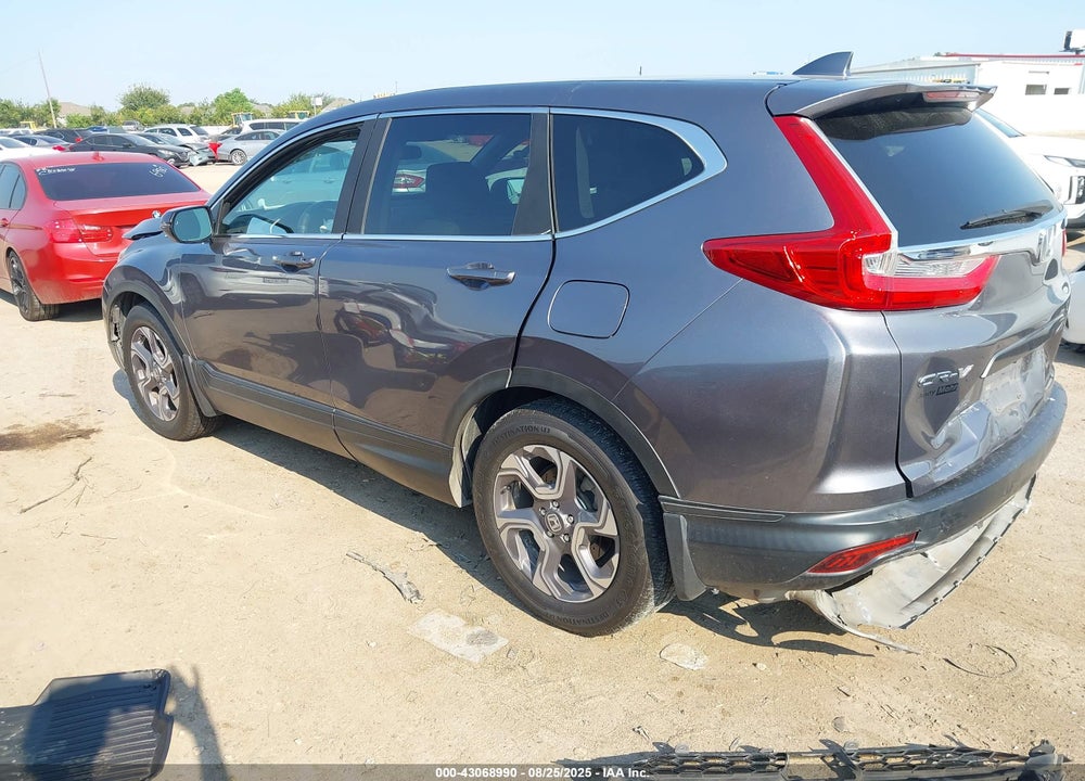 2018 HONDA CR-V VIN: 7FARW2H50JE081574