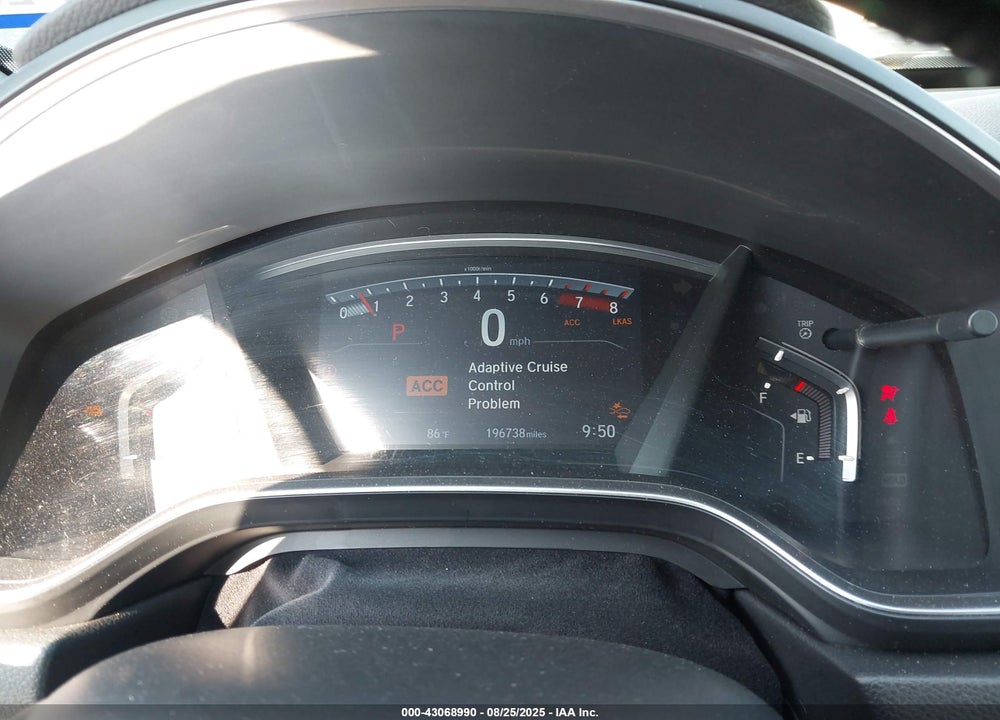 2018 HONDA CR-V VIN: 7FARW2H50JE081574