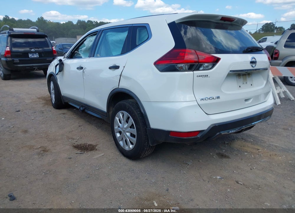2017 NISSAN ROGUE VIN: JN8AT2MT5HW131529