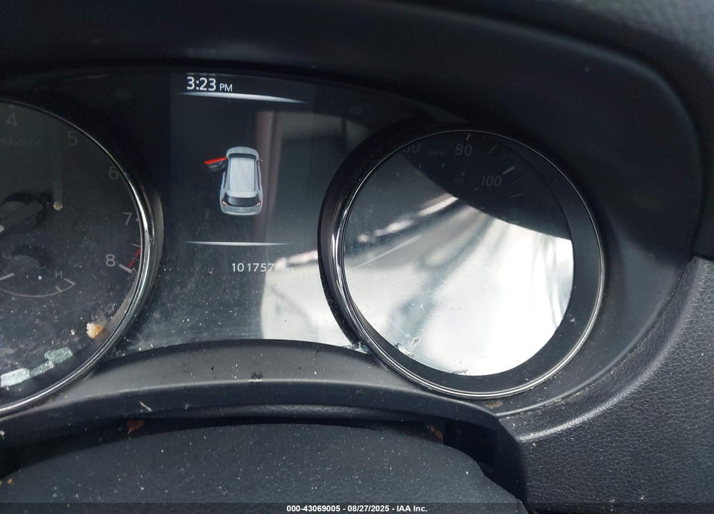 2017 NISSAN ROGUE VIN: JN8AT2MT5HW131529