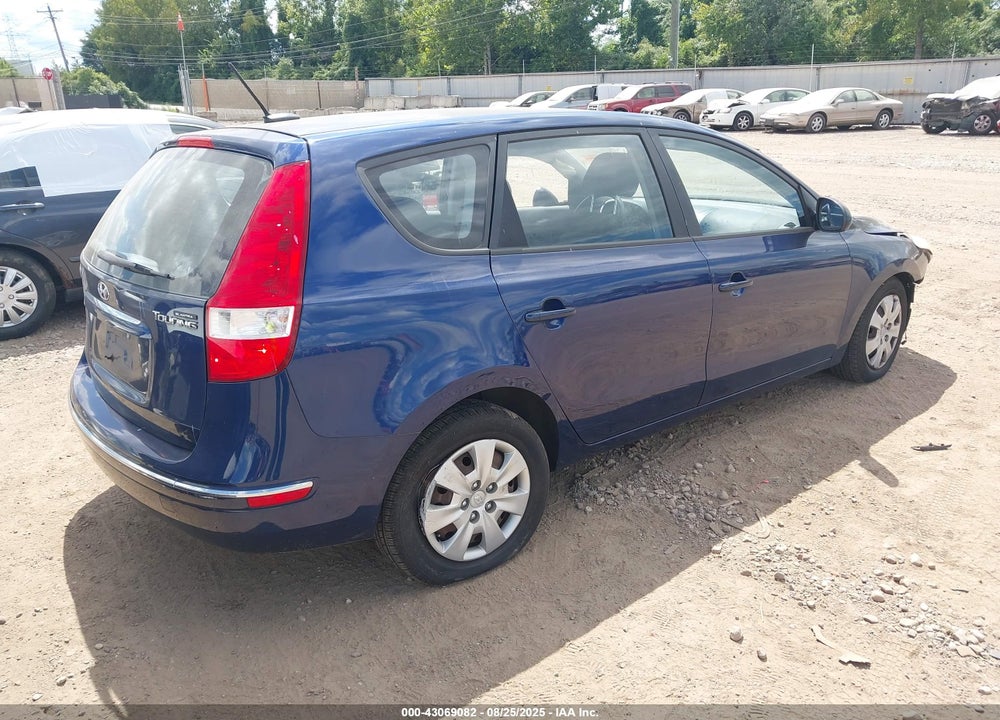 2011 HYUNDAI ELANTRA TOURING VIN: KMHDB8AE0BU108646