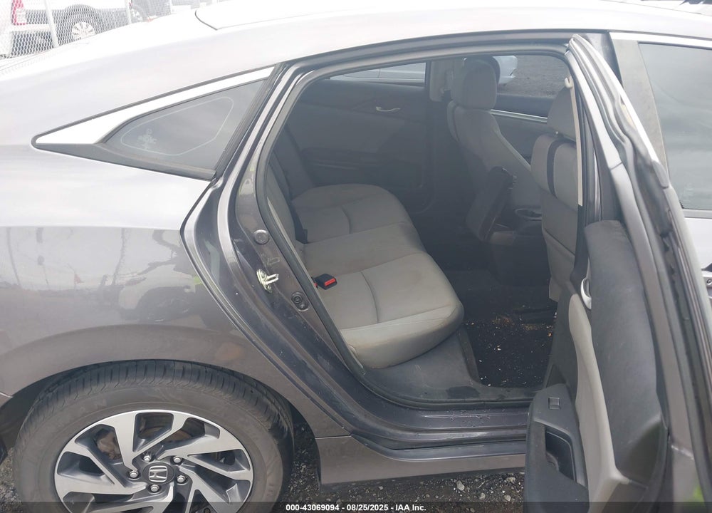 2016 HONDA CIVIC VIN: 19XFC2F77GE081971