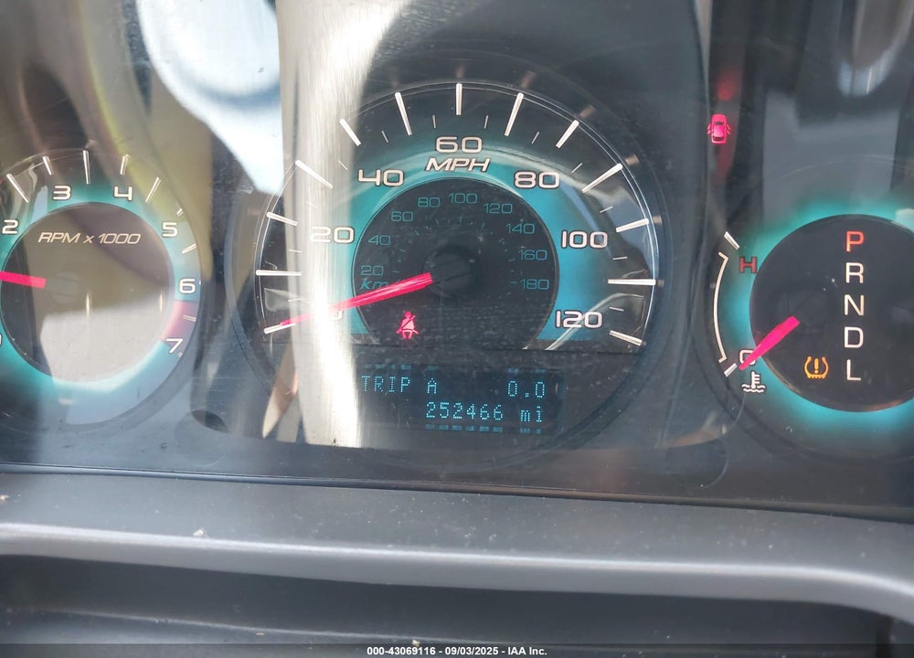 2010 FORD FUSION VIN: 3FAHP0HA2AR265845