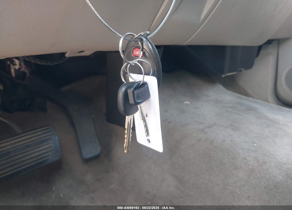 2013 CHEVROLET SILVERADO 1500 VIN: 3GCPCSE06DG373068