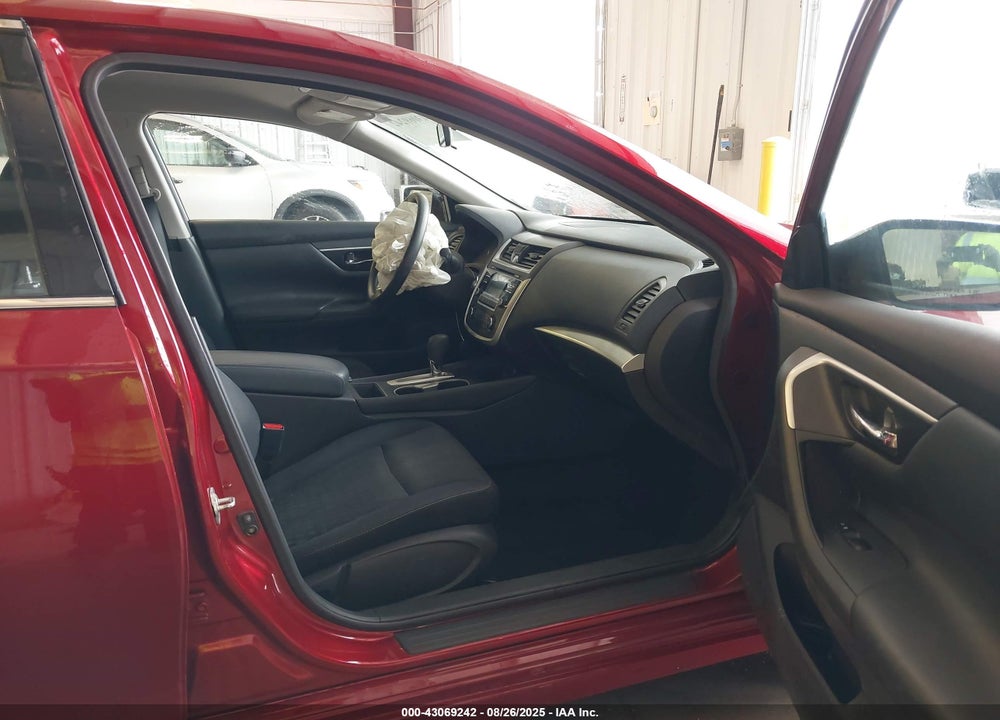 2018 NISSAN ALTIMA VIN: 1N4AL3APXJC267239