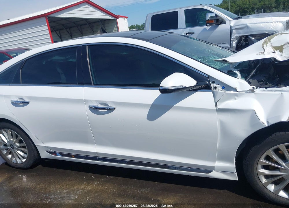 2015 HYUNDAI SONATA VIN: 5NPE34AF7FH199356