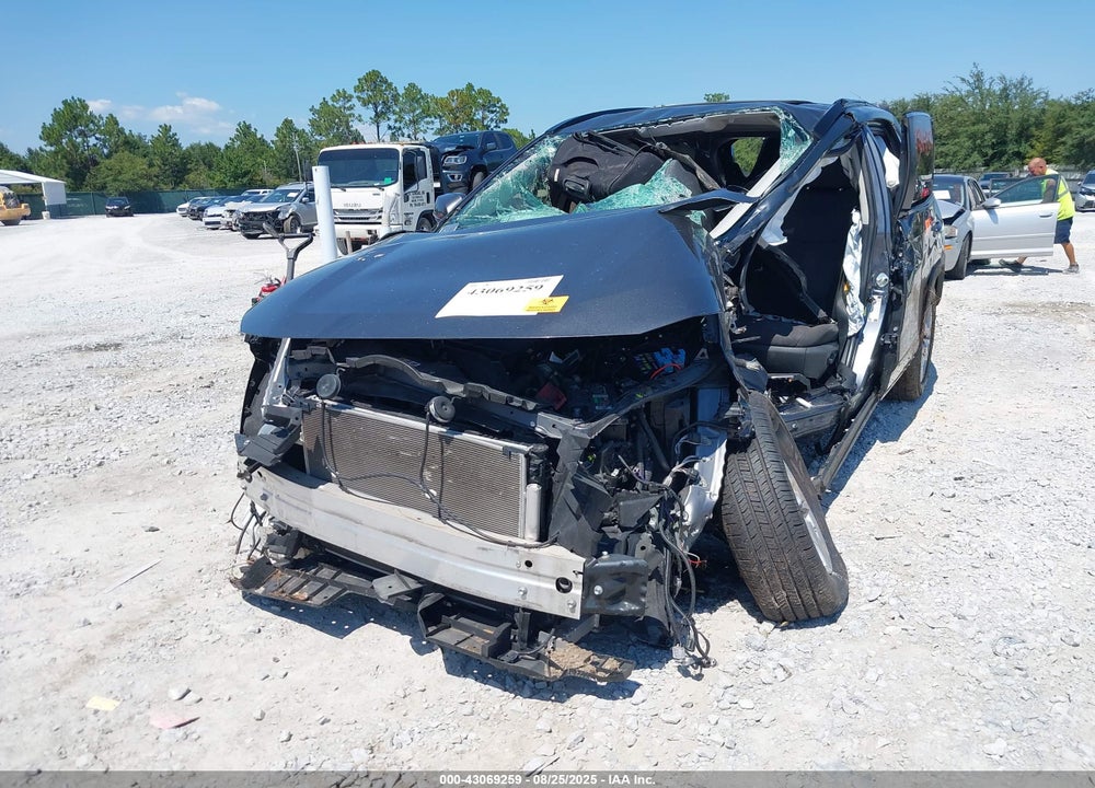 2021 TOYOTA RAV4 XLE VIN: JTMW1RFVXMD071655