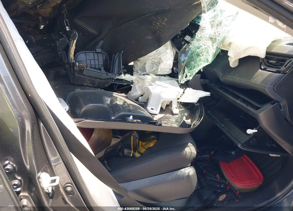 2021 TOYOTA RAV4 XLE VIN: JTMW1RFVXMD071655