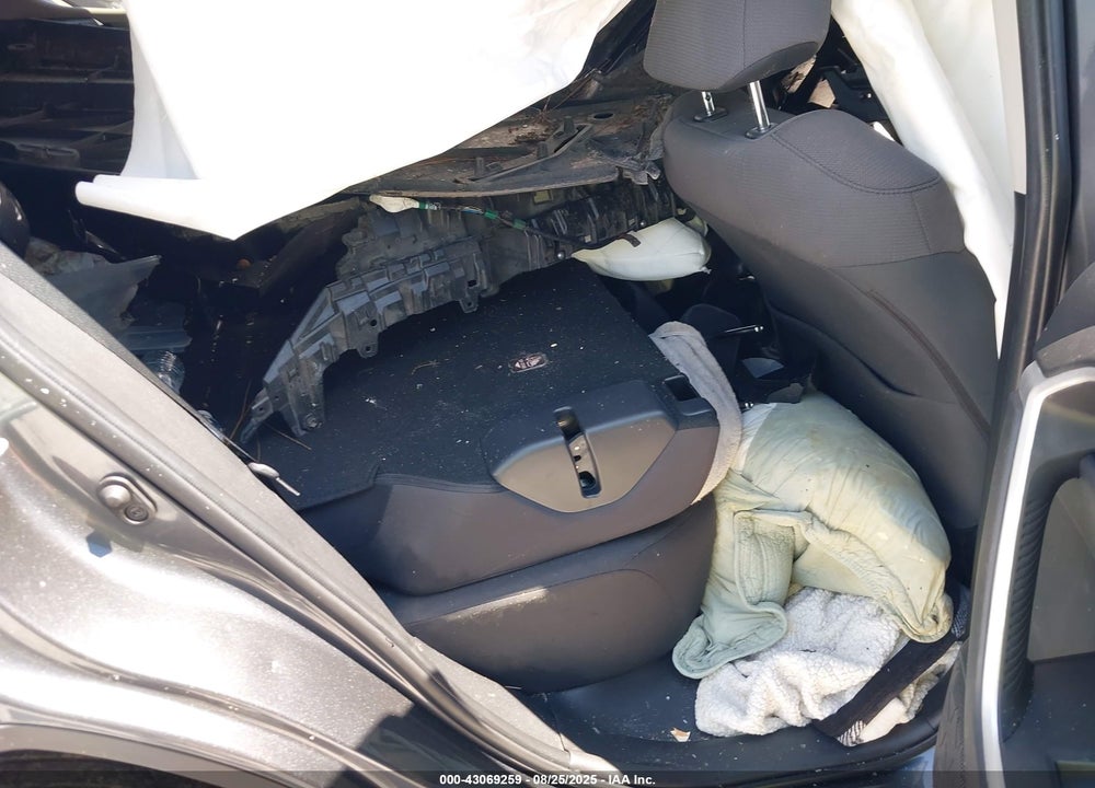 2021 TOYOTA RAV4 XLE VIN: JTMW1RFVXMD071655