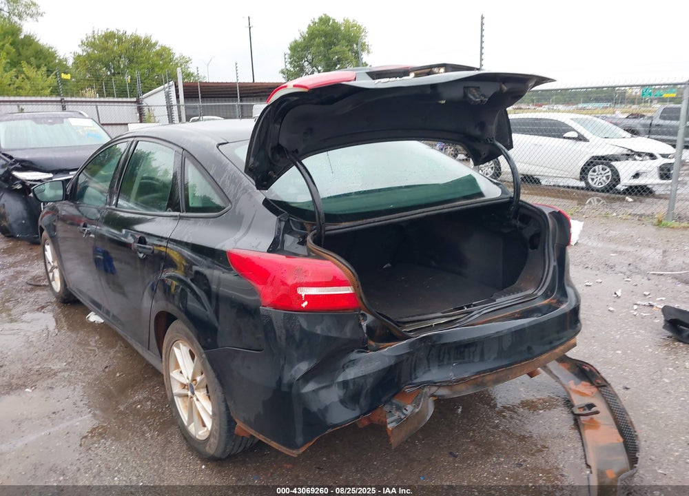 2016 FORD FOCUS VIN: 1FADP3F27GL401471