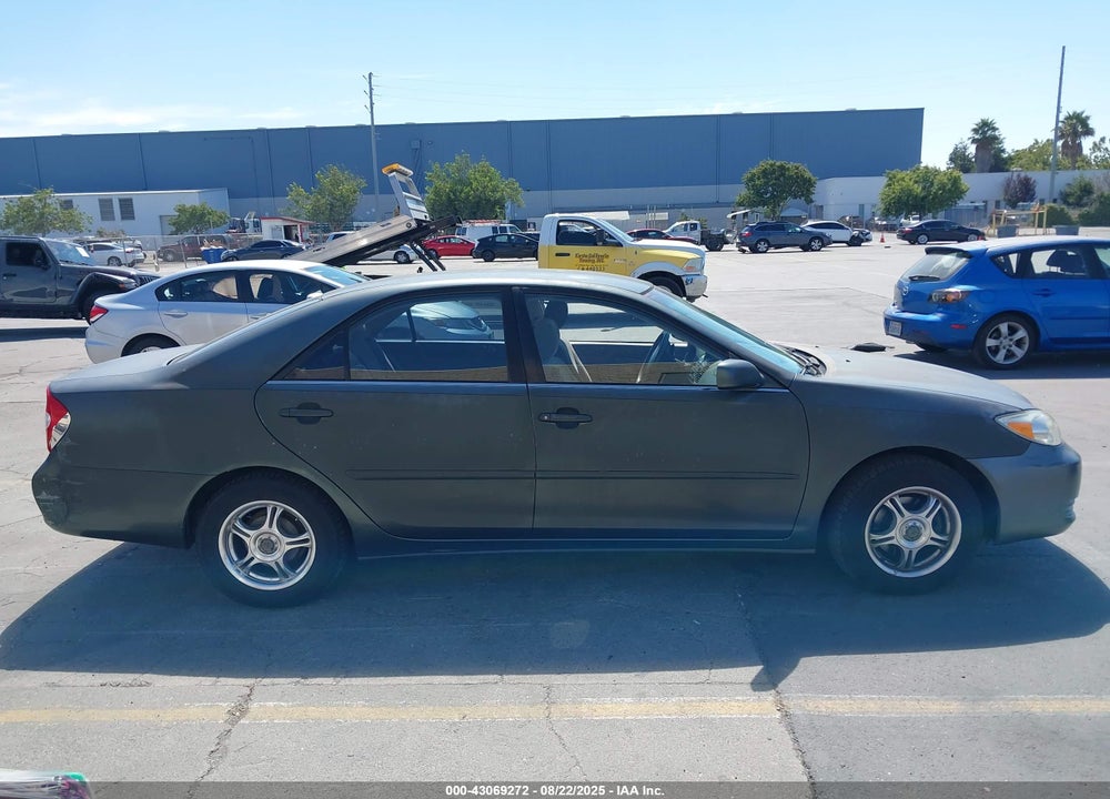 2002 TOYOTA CAMRY LE VIN: JTDBE32K820102546