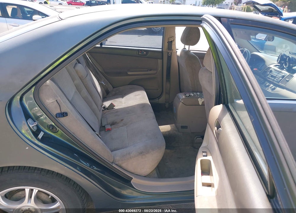 2002 TOYOTA CAMRY LE VIN: JTDBE32K820102546
