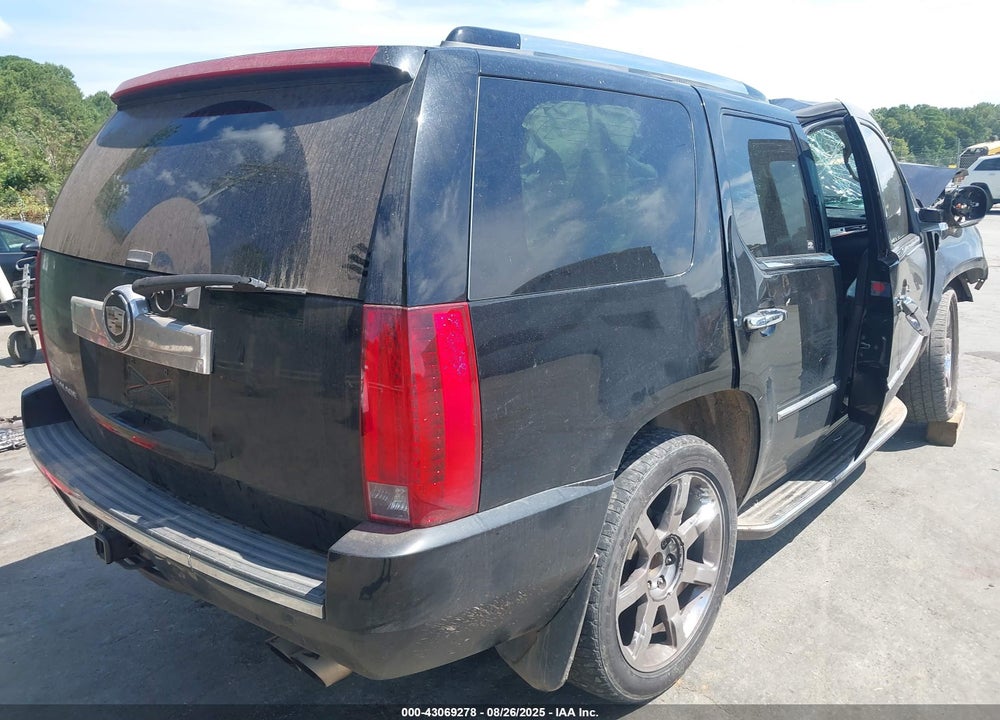 2007 CADILLAC ESCALADE STANDARD VIN: 1GYFK63837R158499