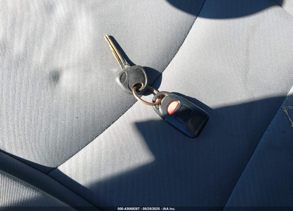2011 HYUNDAI ELANTRA GLS (ULSAN PLANT) VIN: KMHDH4AEXBU143010