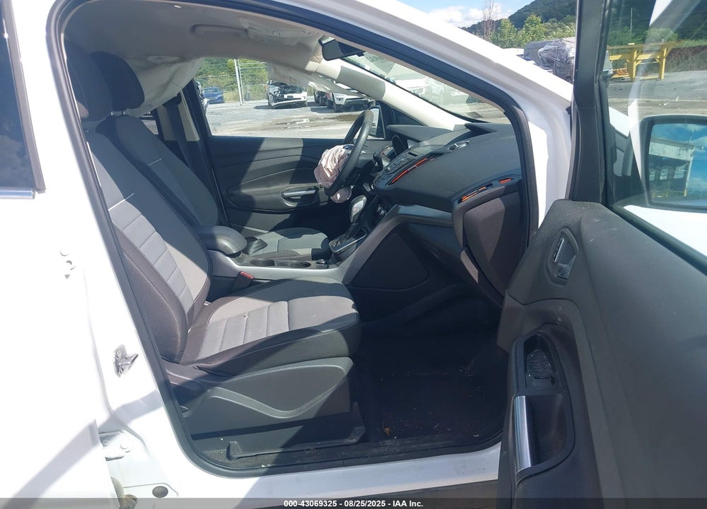 2013 FORD ESCAPE VIN: 1FMCU9GX1DUB09487
