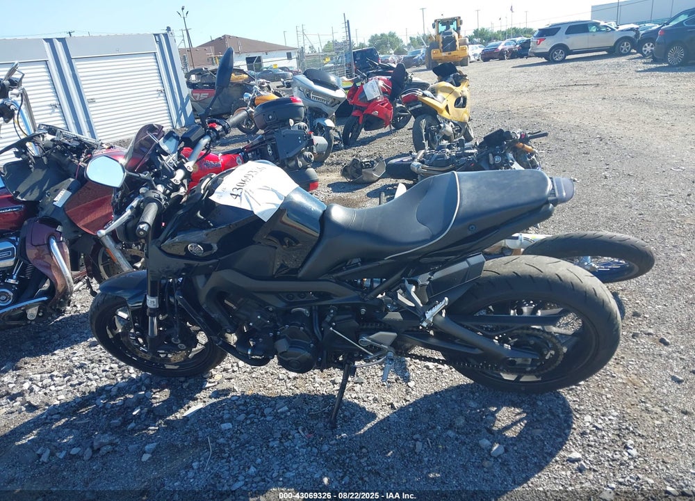 2016 YAMAHA FZ09 VIN: JYARN33E7GA009876