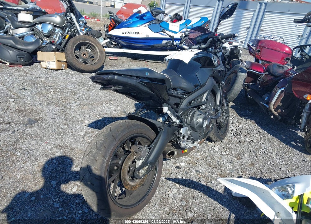 2016 YAMAHA FZ09 VIN: JYARN33E7GA009876