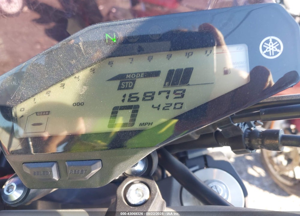 2016 YAMAHA FZ09 VIN: JYARN33E7GA009876