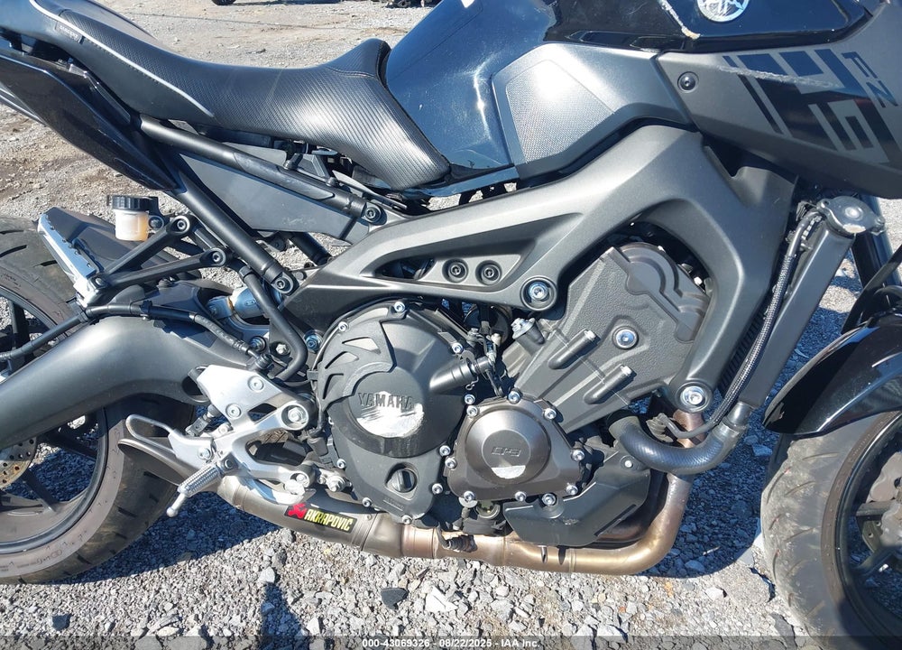 2016 YAMAHA FZ09 VIN: JYARN33E7GA009876
