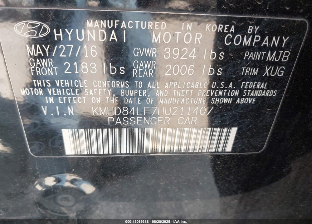 2017 HYUNDAI ELANTRA VIN: KMHD84LF7HU211407