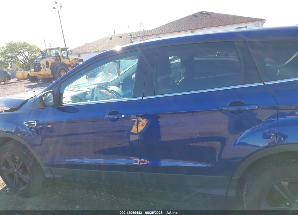 2015 FORD ESCAPE VIN: 1FMCU9G97FUA58923
