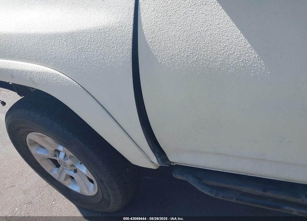 2014 TOYOTA 4RUNNER TRAIL PREMIUM VIN: JTEBU5JR0E5201930
