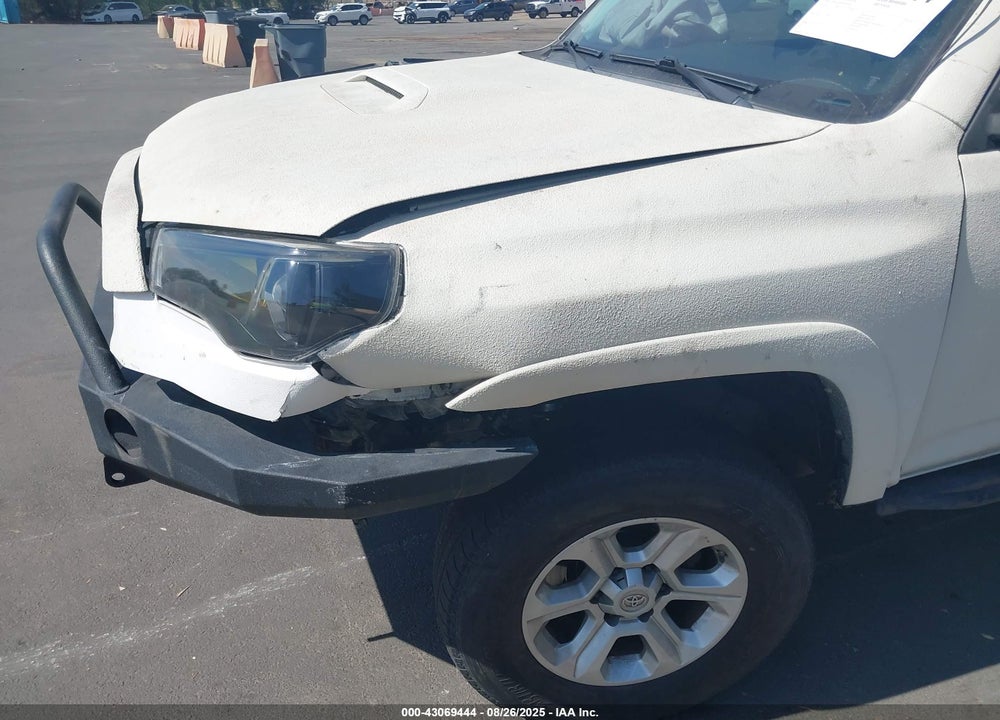 2014 TOYOTA 4RUNNER TRAIL PREMIUM VIN: JTEBU5JR0E5201930