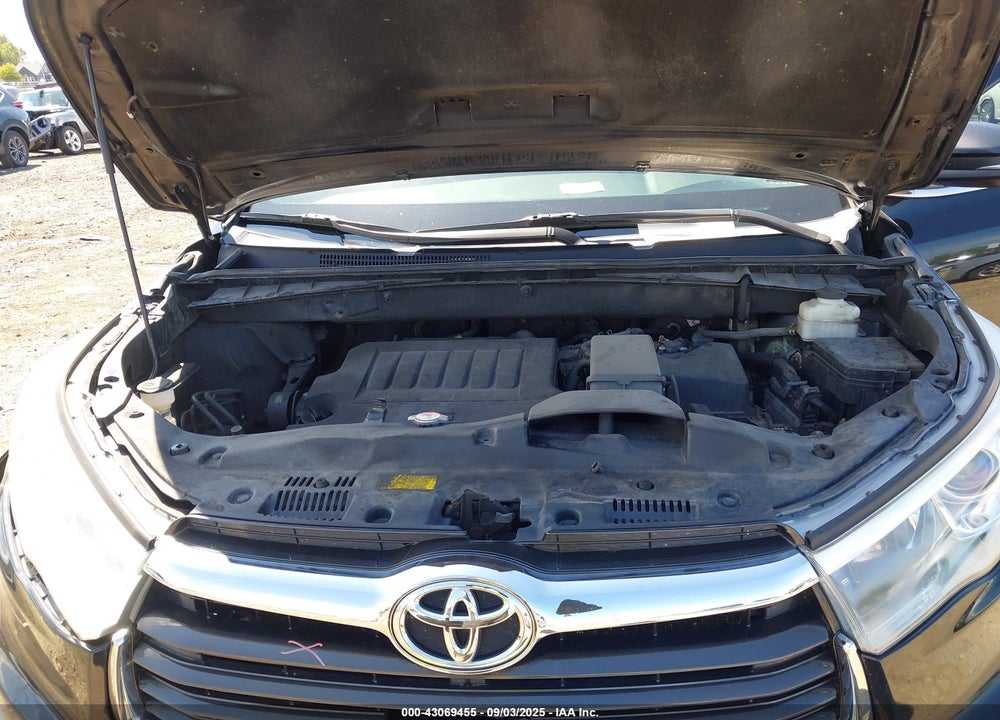 2016 TOYOTA HIGHLANDER VIN: 5TDJKRFH5GS356144