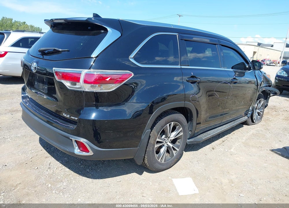 2016 TOYOTA HIGHLANDER VIN: 5TDJKRFH5GS356144