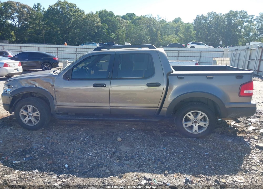 2007 FORD EXPLORER SPORT TRAC XLT VIN: 1FMEU31K87UA25819